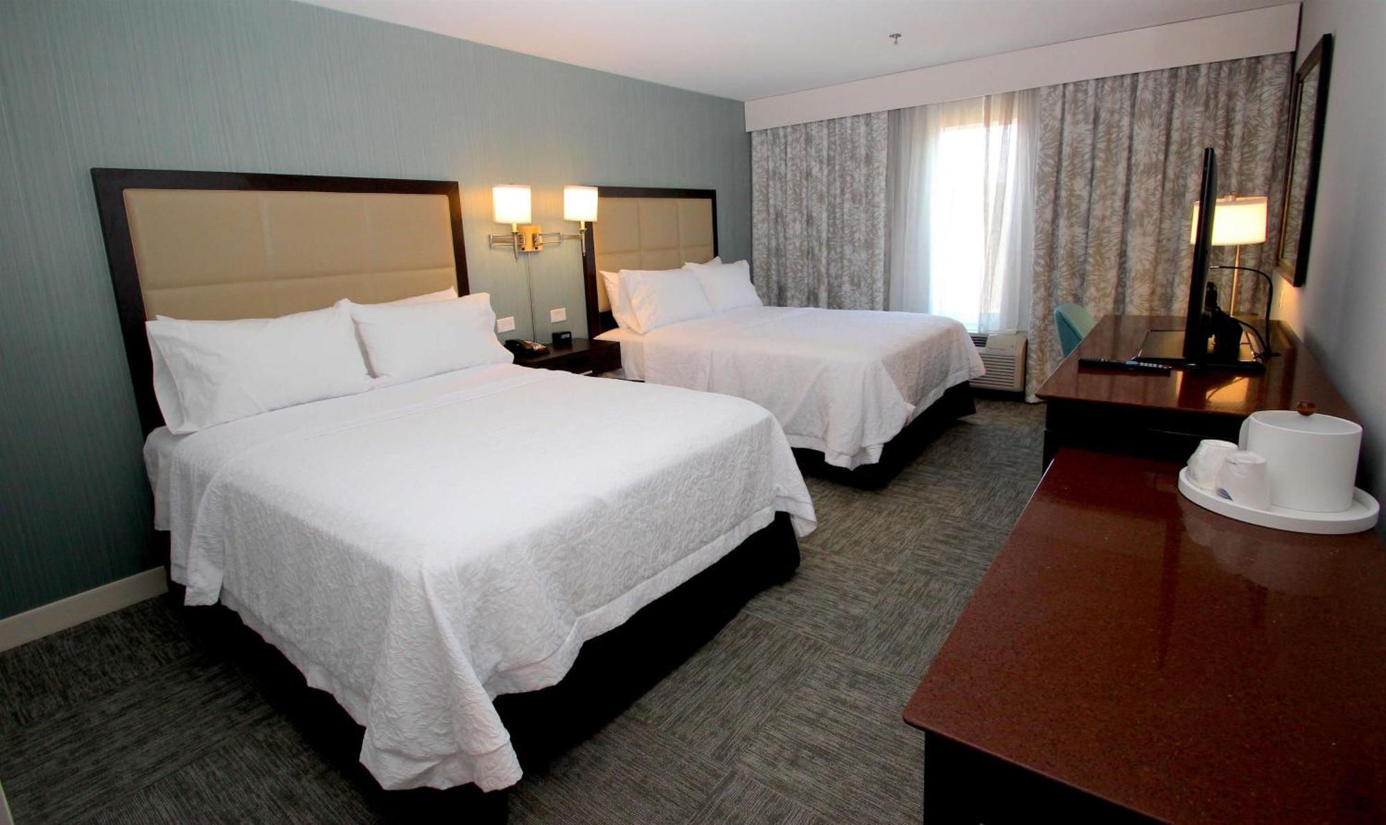 Hampton Inn- Suffolk Exterior photo
